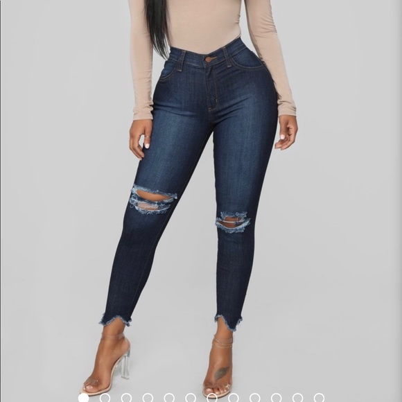 💕😍NWT! DARK BLUE DENIM DESTROYED JEANS😍💕 - Picture 2 of 5